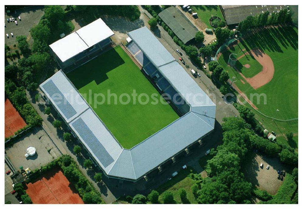 Aerial image Mannheim / Baden Württemberg - 11.07.2005 Mannheim (Baden-Württemberg) Blick auf das Carl-Benz-Stadion Mannheim. Kapazität: 27.000 Zuschauer, davon Sitzplätze: 15.000 Anschrift: SV Waldhof Mannheim Geschäftsstelle Alsenweg 68305 Mannheim Telefon: 06 21 / 7 64 15 11, Telefax: 06 21 / 7 64 15 20