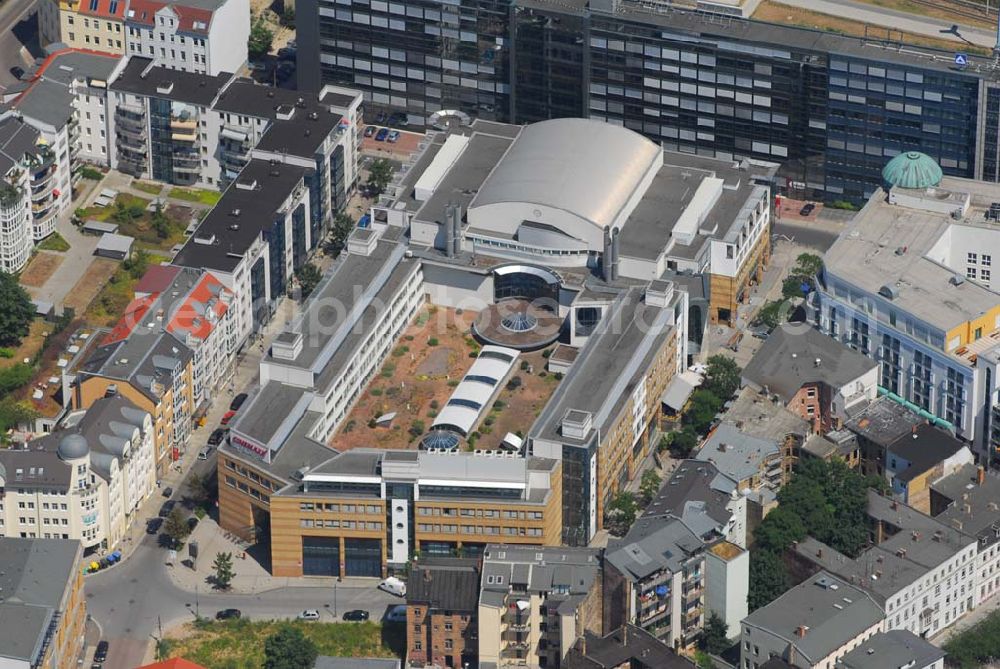 Halle/Saale from the bird's eye view: Blick auf das Charlottencenter an der Magdeburger Straße in Halle (Kontakt: Centermangement Charlottencenter, EPM Assetis GmbH, Reichsstraße 4-6, 04109 Leipzig, Telefon: 0341-997060, info@epmassetis.de,