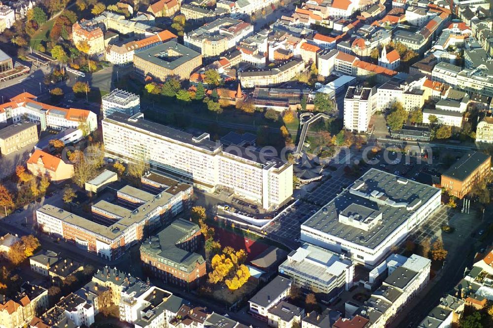 Cottbus from the bird's eye view: 29.10.2005 Cottbus, Gelände der Cottbusser Innenstadt am Bereich der Bahnhofstraße, Karl-Liebknecht-Straße, Berliner Straße und Spremberger Straße. Planungsfläche für die Errrichtung der CITY-GALERIE der ECE-Projektmanagement GmbH Hamburg.