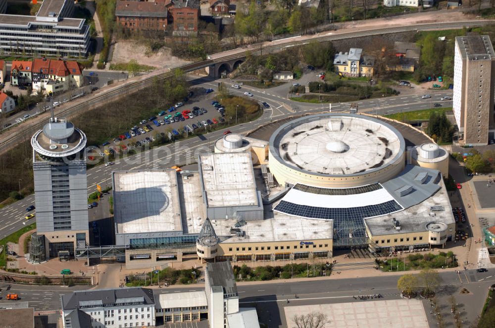 Suhl from the bird's eye view: Blick auf das Congress Centrum Suhl. Bei diesem Kongresszentrum handelt es sich um eine Veranstaltungs- und Mehrzweckhalle für Messen, Tagungen, Kongresse, Shows, Events, Konzert, etc. Die Halle wurde 1972 erbaut. Die CCS GmbH beschäftigt 40 Mitarbeiter. Kontakt: CCS - Congress Centrum Suhl - Touristik und Congress GmbH, Friedrich-König-Straße 7, 98527 Suhl, Tel. +49 (0)681 78 8 0, Fax +49 (0)3681 78 81 05, EMail ccs-suhl@t-online.de