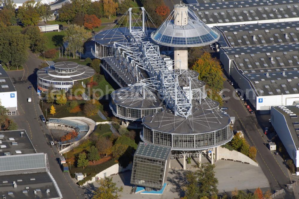 Aerial image Hannover - Blick auf das Convention Center auf dem Messegelände in Hannover. Das Convention Center ist eine der 27 Messehallen auf dem Messegelände und bietet unterschiedlich große Räume für diverse Veranstaltungen. Kontakt: Deutsche Messe, Messegelände 30521 Hannover, Tel. +49(0)511 89 0, Fax +49(0)511 89 32626, Email: info@messe.de