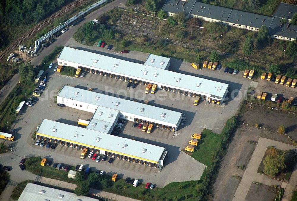 Aerial image Berlin-Biesdorf - Blick auf das DHL Logistikzentrum an der B1 in Biesdorf/ Marzahn.