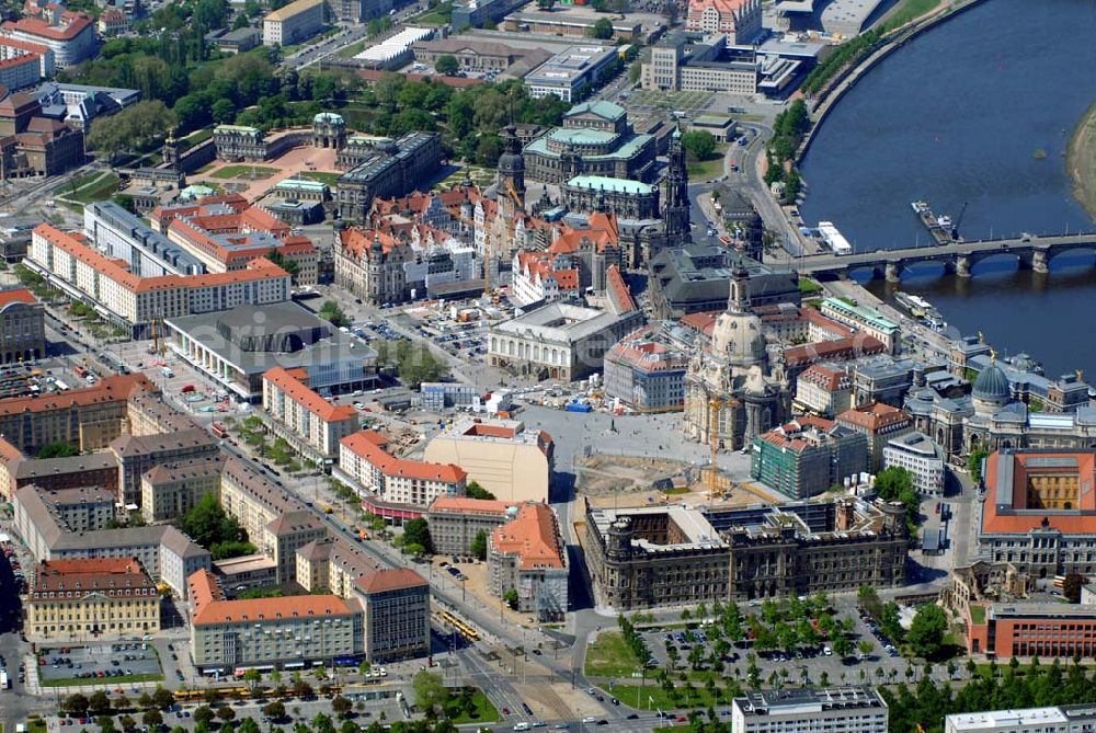 Aerial photograph Dresden - Blick auf die Dresdner Altstadt.