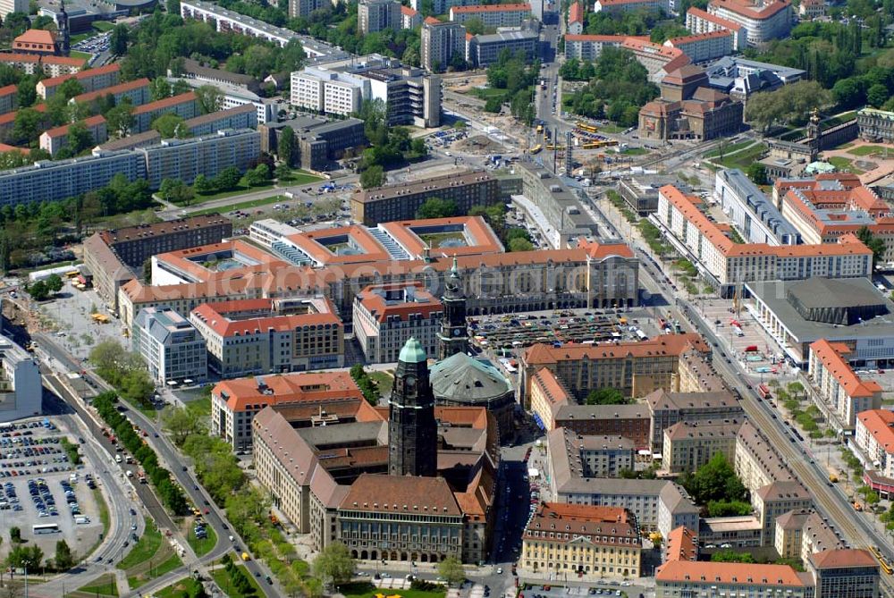 Dresden from the bird's eye view: Blick auf die Dresdner Altstadt.