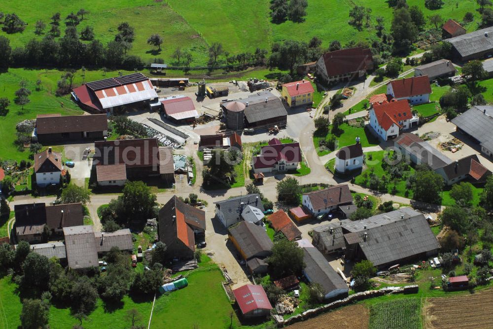 Aerial image Ebnat - Blick auf den Weiler Ebnat. Er gehört der katholischen Gemeinde Neuler an und liegt im Ostalbkreis in Baden-Württemberg. Ebnat ist eine kleine Siedlung mit wenigen Häusern und besitzt keine eigene Kirche. Gläubige Einwohner sind in der römisch-katholischen Kirche St. Benedikt eingepfarrt. Kontakt: Gemeinde Neuler, Hauptstraße 15 73491 Neuler, Tel. +49(0)7961 9044 0, Fax +49(0)7961 9044 22, Email: gemeinde@neuler.de