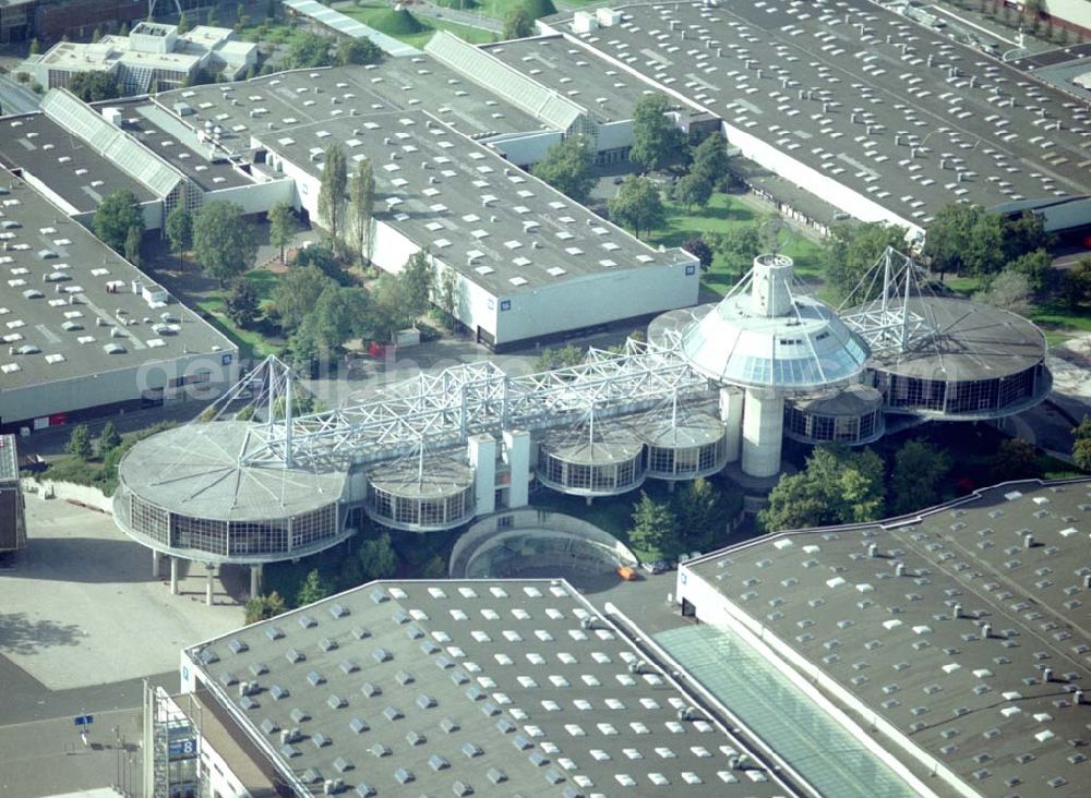 Aerial image Hannover - Blick auf das Ehemaliege EXPO Geländende. Jetzt Messegelände in Hannover