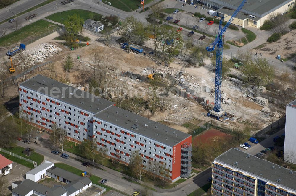 Berlin from the bird's eye view: Blick auf eine Baustelle in Berlin-Hellersdorf-Nord (Biesdorf). Der Eigentümer Degewo hat drei Plattenbauten wegen Wohnungsleerstand abreißen lassen. Geplant sind für die Freiflächen ein Stadtplatz, neue Handelseinrichtungen sowie kleinere Wohnhäuser mit größerem Komfort. Kontakt: DEGEWO Potsdamer Str. 60, 10785 Berlin, Tel. (0)30 26485 0, Fax +49(0)30 26485 4320, Email: info@degewo.de