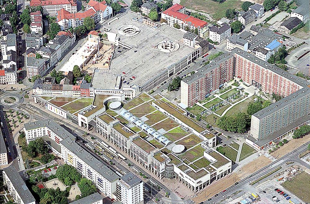 Gera / Thüringen from above - Blick auf das Einkaufszentrum Gera Arcaden der mfi management für immobilien AG.