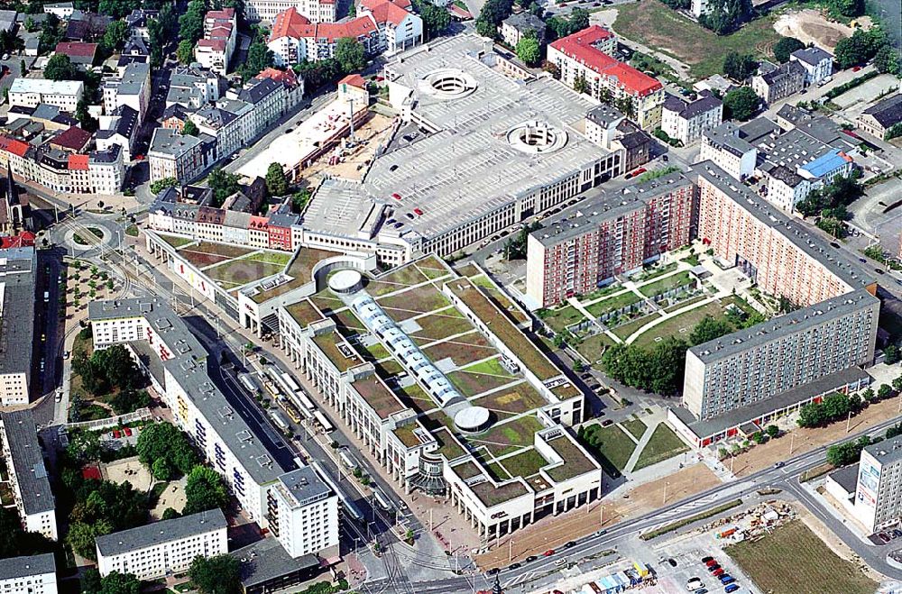 Gera / Thüringen from the bird's eye view: Blick auf das Einkaufszentrum Gera Arcaden der mfi management für immobilien AG.