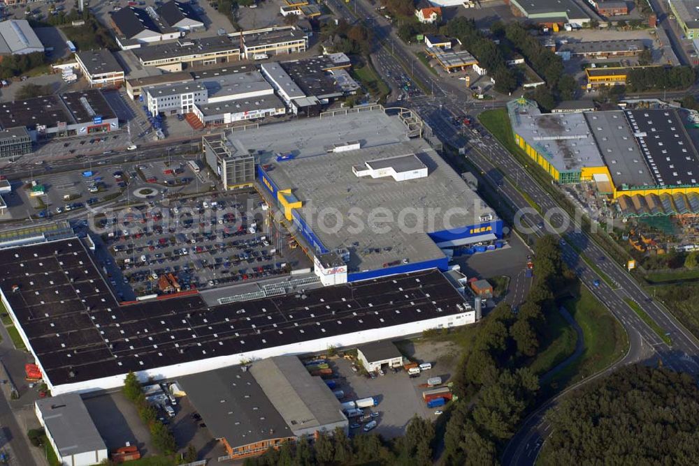 Aerial image Bremen Brinkum - Blick auf das Einrichtungshaus Bremen-Brinkum IKEA Deutschland GmbH & Co. KG,Niederlassung Brinkum,Henleinstr. 1a,28816 Stuhr-Brinkum