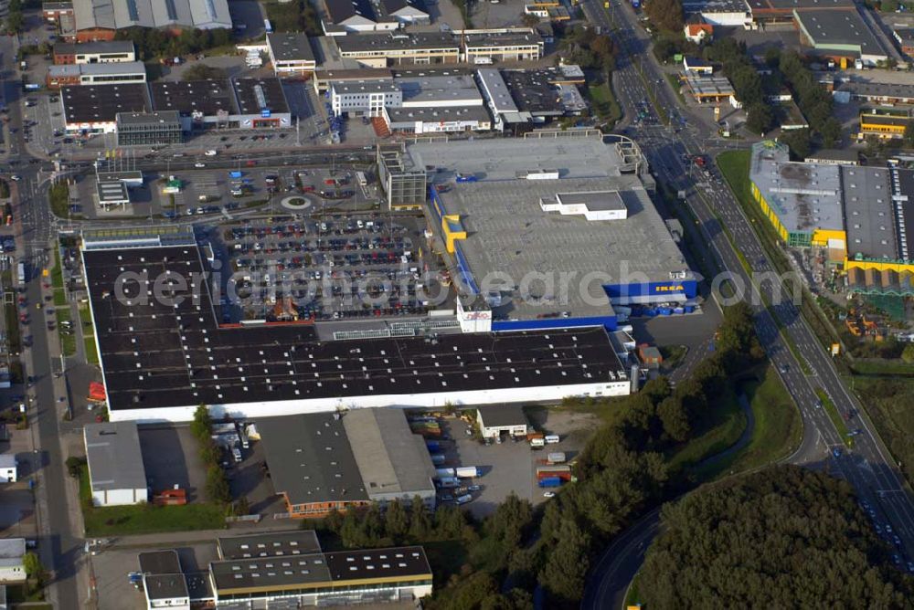 Bremen Brinkum from above - Blick auf das Einrichtungshaus Bremen-Brinkum IKEA Deutschland GmbH & Co. KG,Niederlassung Brinkum,Henleinstr. 1a,28816 Stuhr-Brinkum