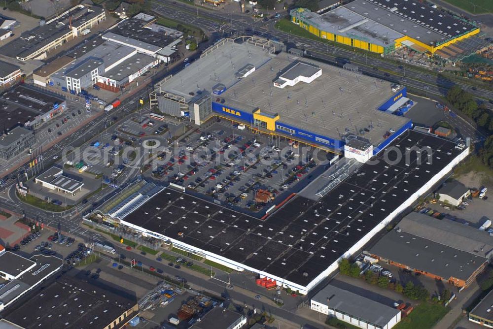 Aerial image Bremen Brinkum - Blick auf das Einrichtungshaus Bremen-Brinkum IKEA Deutschland GmbH & Co. KG,Niederlassung Brinkum,Henleinstr. 1a,28816 Stuhr-Brinkum