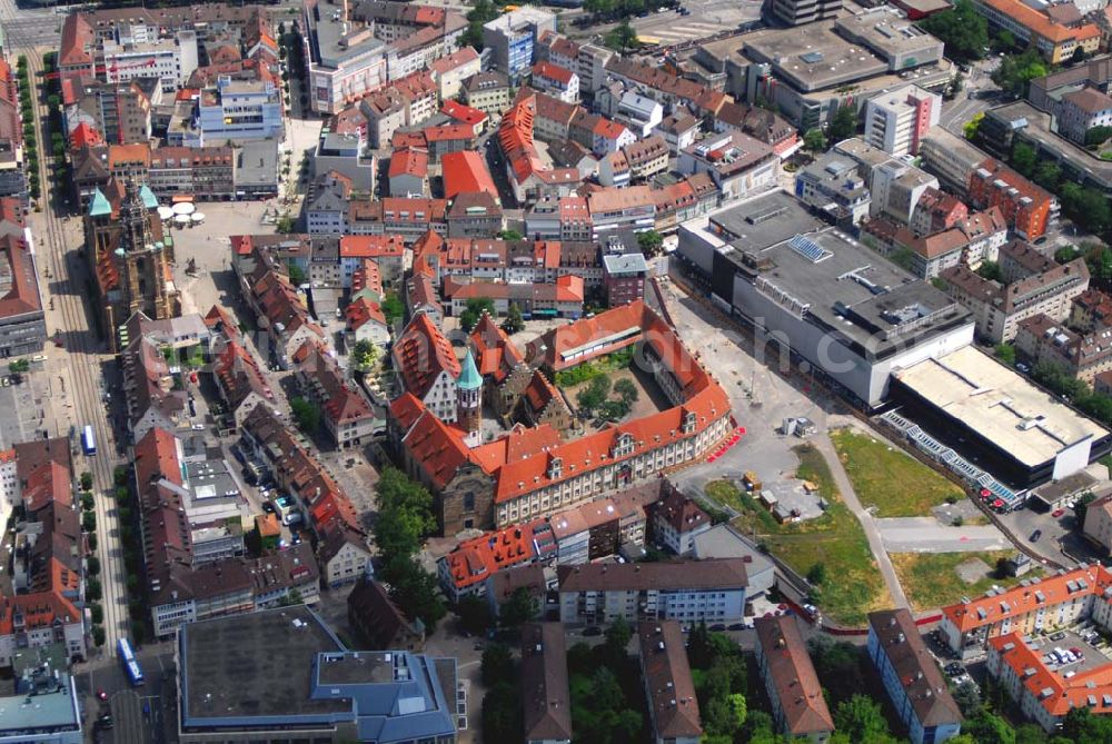 Heilbronn from the bird's eye view: Blick auf die Erschließungsfläche für die neue Stadtgalerie Heilbronn. Der Bau am neuen Einkaufszentrum hat im März 2006 auf dem Lan derer-Areal in der Altstadt begonnen und soll 2007 beendet sein. Projektleitung: ECE Projektmanagement GmbH (Kontakt Pressestelle: ECE Projektmanagement G.m.b.H. & Co. KG, Öffentlichkeitsarbeit und Akquisition, Heegbarg 30, 22391 Hamburg, Telefon (040) 60 60 6-353, Telefax (040) 60 60 6-511, E-Mail: photo@ece.de, E-Mail: press@ece.de,