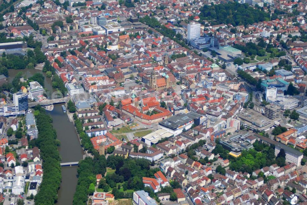 Heilbronn from above - Blick auf die Erschließungsfläche für die neue Stadtgalerie Heilbronn. Der Bau am neuen Einkaufszentrum hat im März 2006 auf dem Lan derer-Areal in der Altstadt begonnen und soll 2007 beendet sein. Projektleitung: ECE Projektmanagement GmbH (Kontakt Pressestelle: ECE Projektmanagement G.m.b.H. & Co. KG, Öffentlichkeitsarbeit und Akquisition, Heegbarg 30, 22391 Hamburg, Telefon (040) 60 60 6-353, Telefax (040) 60 60 6-511, E-Mail: photo@ece.de, E-Mail: press@ece.de,