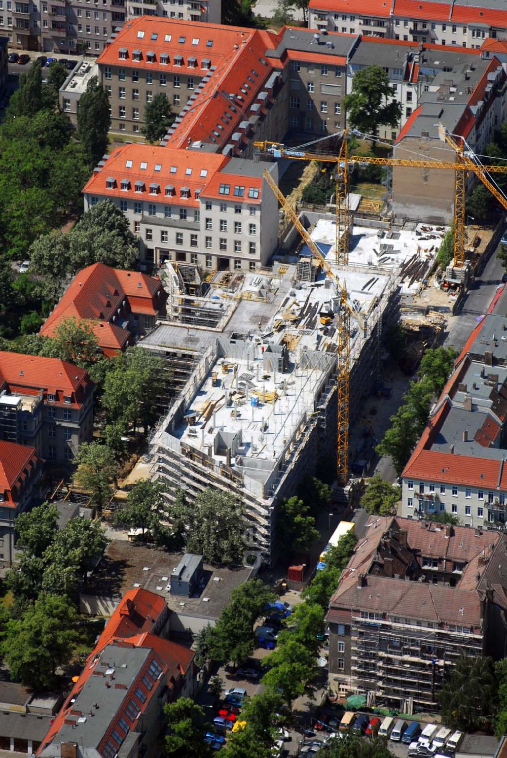 Berlin Lichtenberg from the bird's eye view: Blick auf den Erweiterungsbau am Krankenhaus Lichtenberg in der Fanningerstraße.