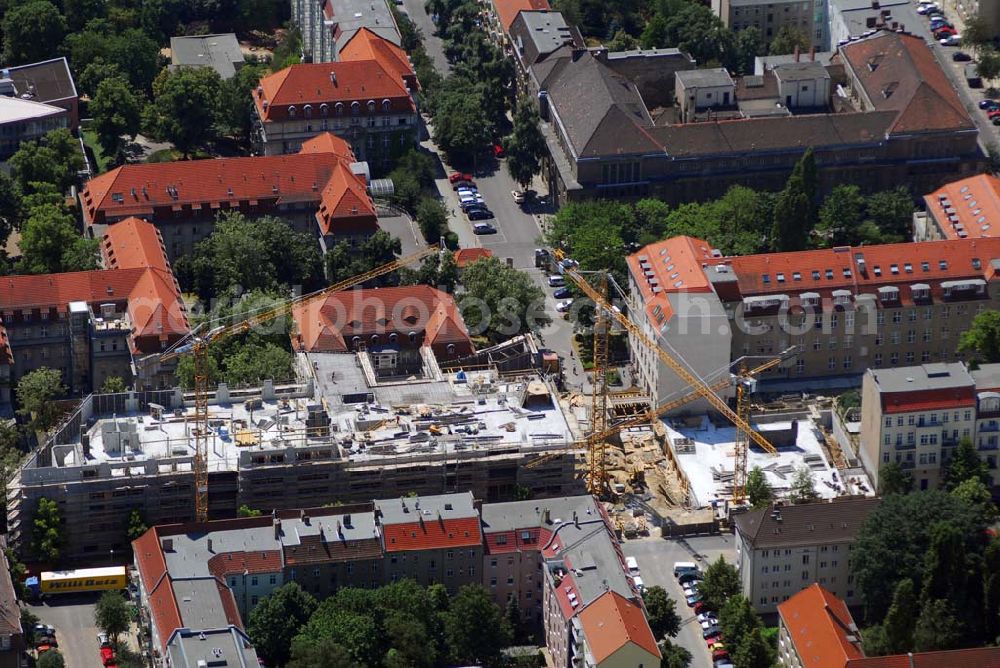 Aerial photograph Berlin Lichtenberg - Blick auf den Erweiterungsbau am Krankenhaus Lichtenberg in der Fanningerstraße.