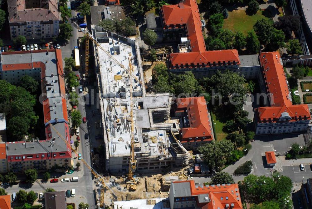 Aerial image Berlin Lichtenberg - Blick auf den Erweiterungsbau am Krankenhaus Lichtenberg in der Fanningerstraße.