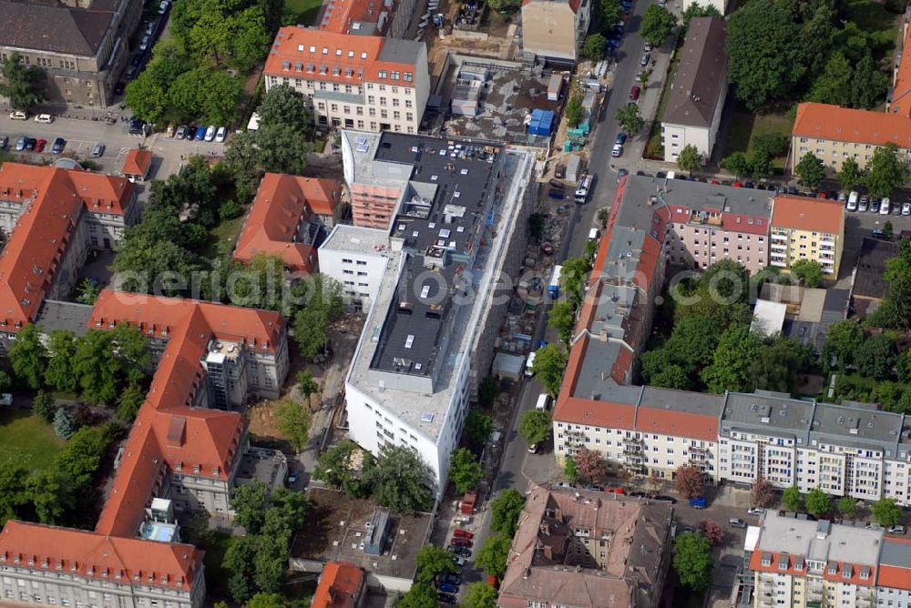 Aerial photograph Berlin - Blick auf den Erweiterungsbau am Krankenhaus Lichtenberg in der Fanningerstraße.