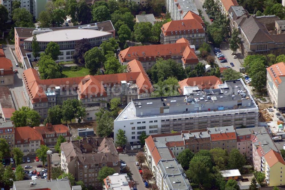 Aerial photograph Berlin - Blick auf den Erweiterungsbau am Krankenhaus Lichtenberg in der Fanningerstraße.