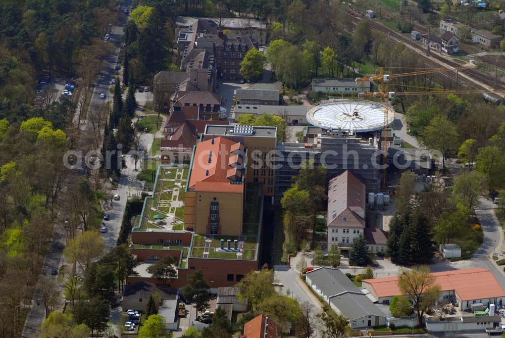 Eberswalde from the bird's eye view: Blick auf die Erweiterungsbaustelle des Klinikum Barnim GmbH, Werner Forßmann Krankenhaus,Rudolf-Breitscheid-Straße 100,16225 Eberswalde Tel.: (033 34) 69-22 05, Fax: (033 34) 231 21, E-Mail: gf@klinikum-barnim.de