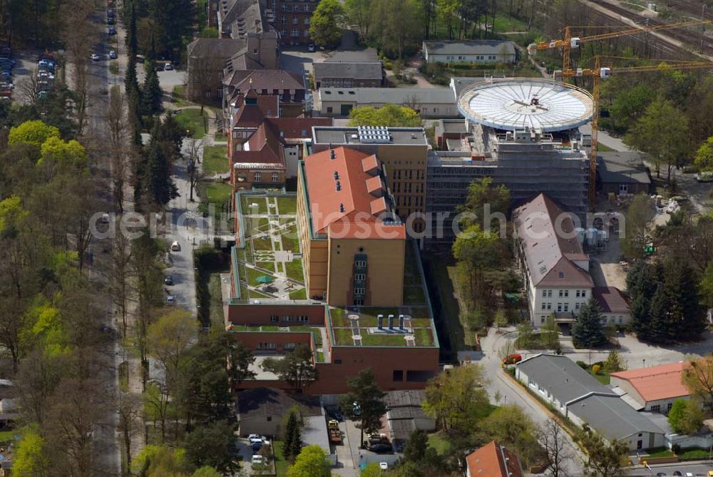 Aerial photograph Eberswalde - Blick auf die Erweiterungsbaustelle des Klinikum Barnim GmbH, Werner Forßmann Krankenhaus,Rudolf-Breitscheid-Straße 100,16225 Eberswalde Tel.: (033 34) 69-22 05, Fax: (033 34) 231 21, E-Mail: gf@klinikum-barnim.de