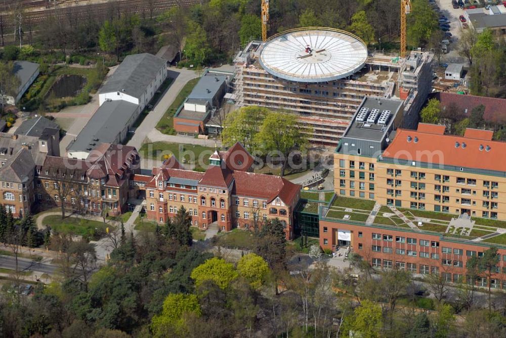 Eberswalde from the bird's eye view: Blick auf die Erweiterungsbaustelle des Klinikum Barnim GmbH, Werner Forßmann Krankenhaus,Rudolf-Breitscheid-Straße 100,16225 Eberswalde Tel.: (033 34) 69-22 05, Fax: (033 34) 231 21, E-Mail: gf@klinikum-barnim.de