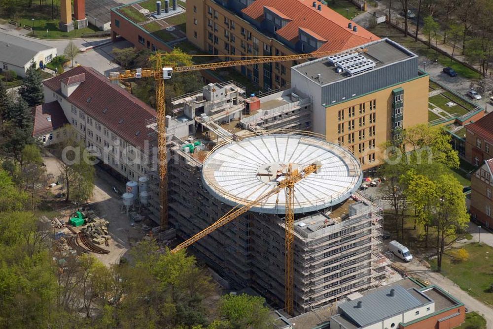 Eberswalde from the bird's eye view: Blick auf die Erweiterungsbaustelle des Klinikum Barnim GmbH, Werner Forßmann Krankenhaus,Rudolf-Breitscheid-Straße 100,16225 Eberswalde Tel.: (033 34) 69-22 05, Fax: (033 34) 231 21, E-Mail: gf@klinikum-barnim.de