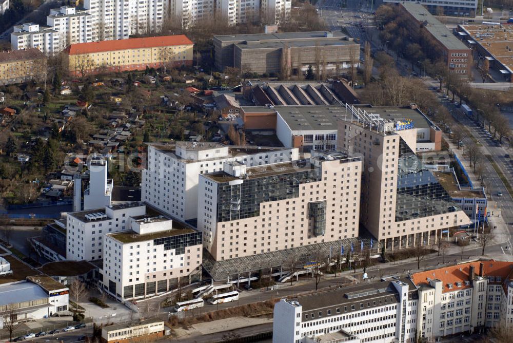 Aerial image Berlin - Blick auf das Estrel Hotel Berlin. (Estrel Berlin, Sonnenallee 225, 12057 Berlin, Tel.: 030/6831-22522,