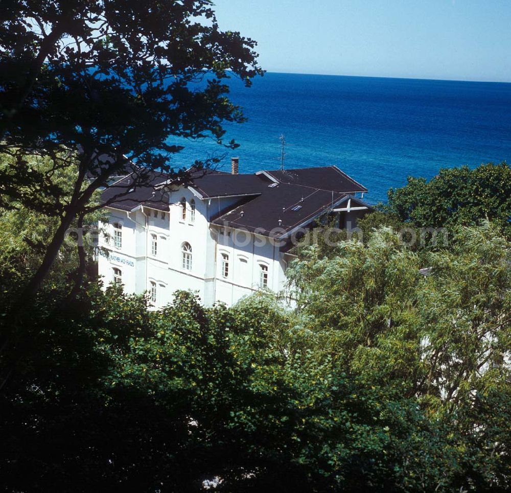 Heiligendamm from the bird's eye view: Blick auf das Walter Rathenau-Haus als Teil der Ferienhausanlage in Heiligendamm.