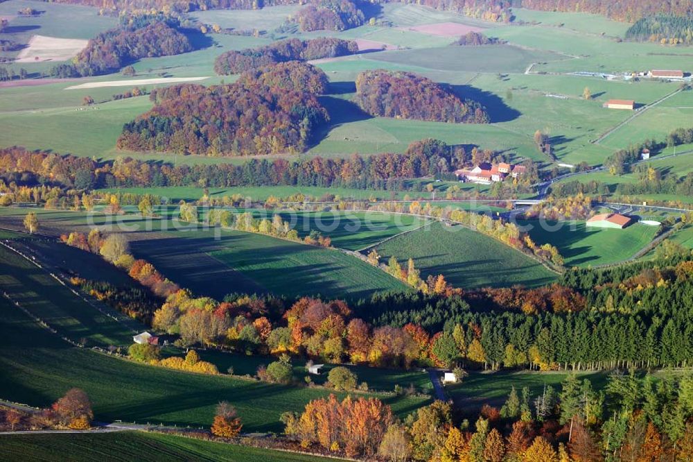 Hofbieber from the bird's eye view: 28.10.2005 Hofbieber, Viele Felder und ein schöner Wald bei Hofbieber.