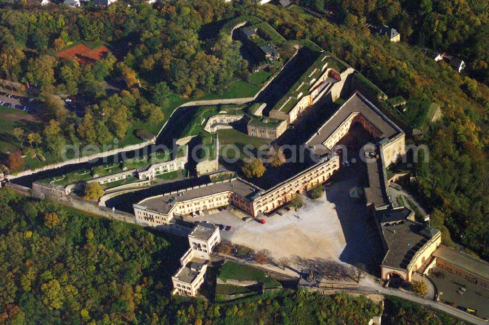 Aerial photograph Koblenz - 28.10 2005 Koblenz / Rheinland Pfalz, Blick auf die Festung Ehrenbreitstein im gleichnamigen Stadtviertel von Koblenz. Um die Mitte des 10. Jahrhundert erbaute ein Ehrembrecht aus dem Lahngauisch-Konradinischen Herzogsgeschlecht hier eine Burg. Besucher aus aller Welt kommen auf den Ehrenbreitstein, nicht nur wegen der architektonischen Schönheit und der Museen, sondern vor allem wegen der prächtigen Lage über den beiden Flüssen.