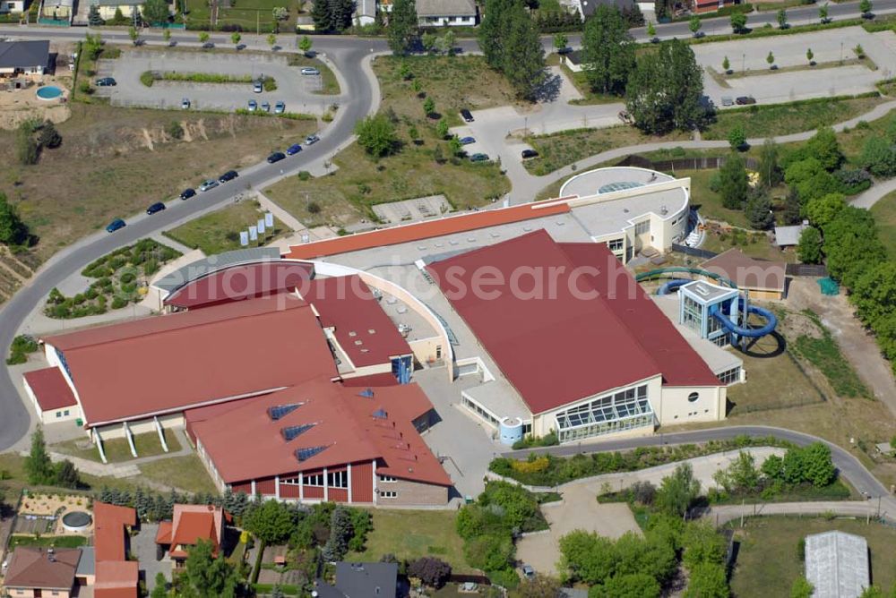 Aerial image Luckenwalde - Blick auf die Flämingtherme in Luckenwalde - Kontakt Betreiber: Aquapark Management Dr. Quell & Partner GmbH, Geschäftsführer Dr. M. Quell, c/o Aquapark Management GmbH, Joseph-König-Strasse 15, 48147 Münster, Tel.: 0251 / 92535-0, Fax: 0251 / 92535-55, info@aquapark.de, http://