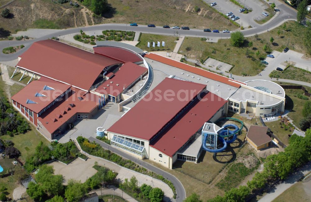 Luckenwalde from above - Blick auf die Flämingtherme in Luckenwalde - Kontakt Betreiber: Aquapark Management Dr. Quell & Partner GmbH, Geschäftsführer Dr. M. Quell, c/o Aquapark Management GmbH, Joseph-König-Strasse 15, 48147 Münster, Tel.: 0251 / 92535-0, Fax: 0251 / 92535-55, info@aquapark.de, http://