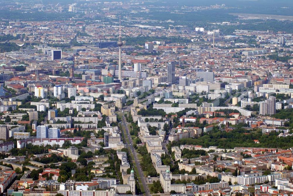 Berlin from the bird's eye view: ; Blick vom Franfurter Tor auf Berlin-Mitte; Franfurter Allee; Fernsehturm; Rotes Rathaus; Alexanderplatz; Hauptbahnhof; Nikolaikirche