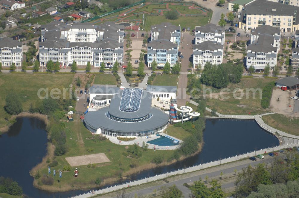 Aerial photograph Sellin - Blick auf das Inselparadies Ostseebad Sellin. Das Bad verfügt über Erlebnisbad, Therme, Saunalandschaft, etc. Adresse: NFB Verwaltungs- und Betriebsgesellschaft, Badstraße 1, 18586 Sellin, Telefon +49 (0)38303 123 0, Fax +49 (0)38303 123 45