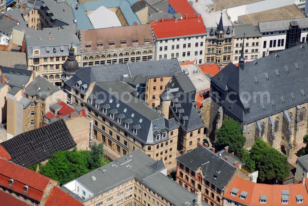 Aerial photograph Halle/Saale - Blick auf die die Altstadt von Halle mit dem Roten Turm und der Marienkirche