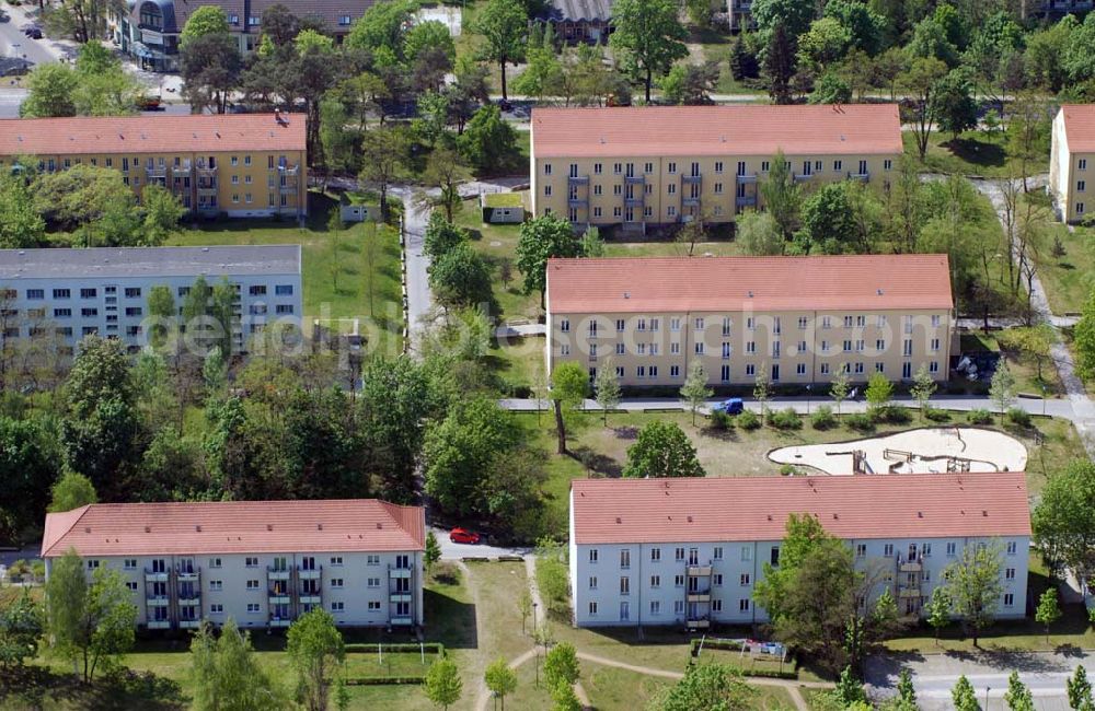 Aerial photograph Wünsdorf - Blick auf das Gelände der Waldstadt Wünsdorf, dem ehemaligen russischen Oberkommando in Wünsdorf (Brandenburg)