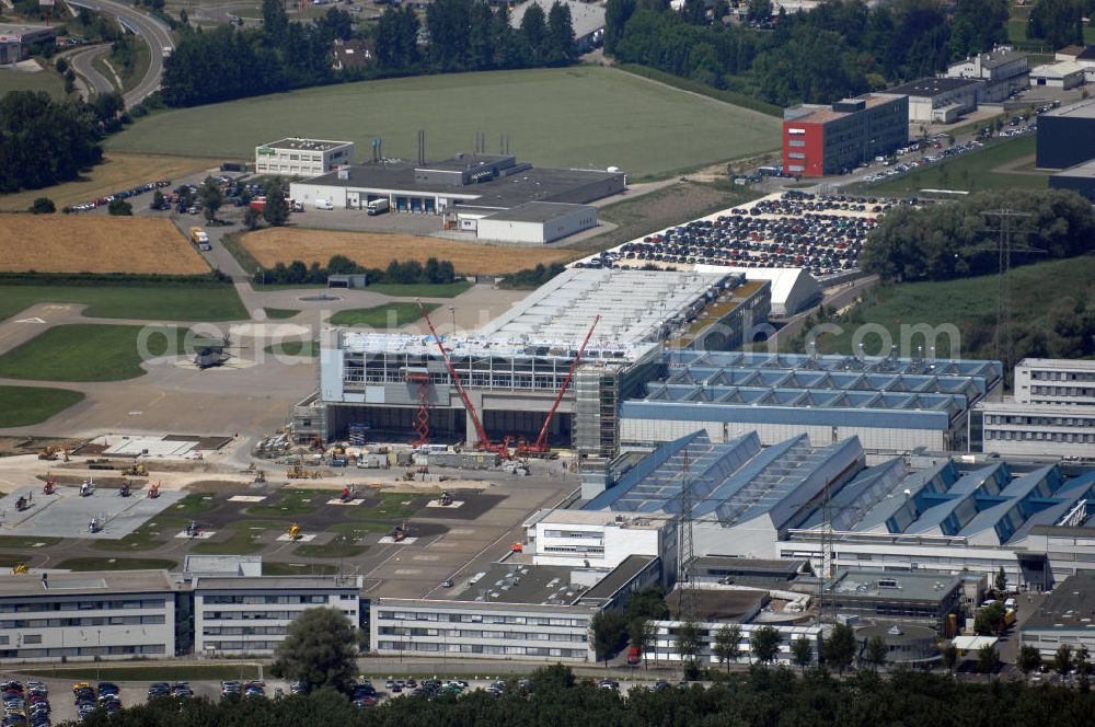 Donauwörth from above - Blick auf das Gelände eines Hubschrauber-Produzenten in Donauwörth. Es ist die deutsche Zentrale des deutsch-französischen Herstellers Eurocopter. Das Unternehmen ist Weltmarktführer bei zivilen Hubschraubern. Adresse: Industriestr. 4, 86609 Donauwörth, +49 (0)906 714011, Homepage