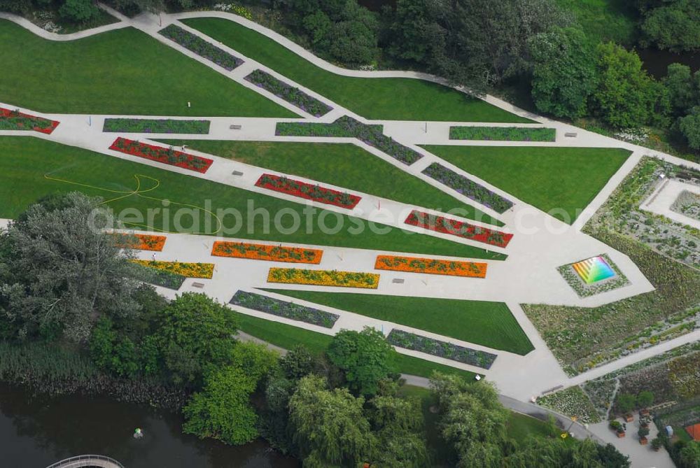 Rathenow from above - Blick auf das Gelände der Landesgartenschau 2006 in Rathenow, die dieses Jahr unter dem Motto Den Farben aud der Spur auf der Schwedendemm-Insel, dem Weinberg und in der Altstadt von Rathenow stattfindet. Kontakt: Landesgartenschau Rathenow 2006 GmbH, Schwedendamm 1, 14712 Rathenow, info@laga-rathenow2006.de,