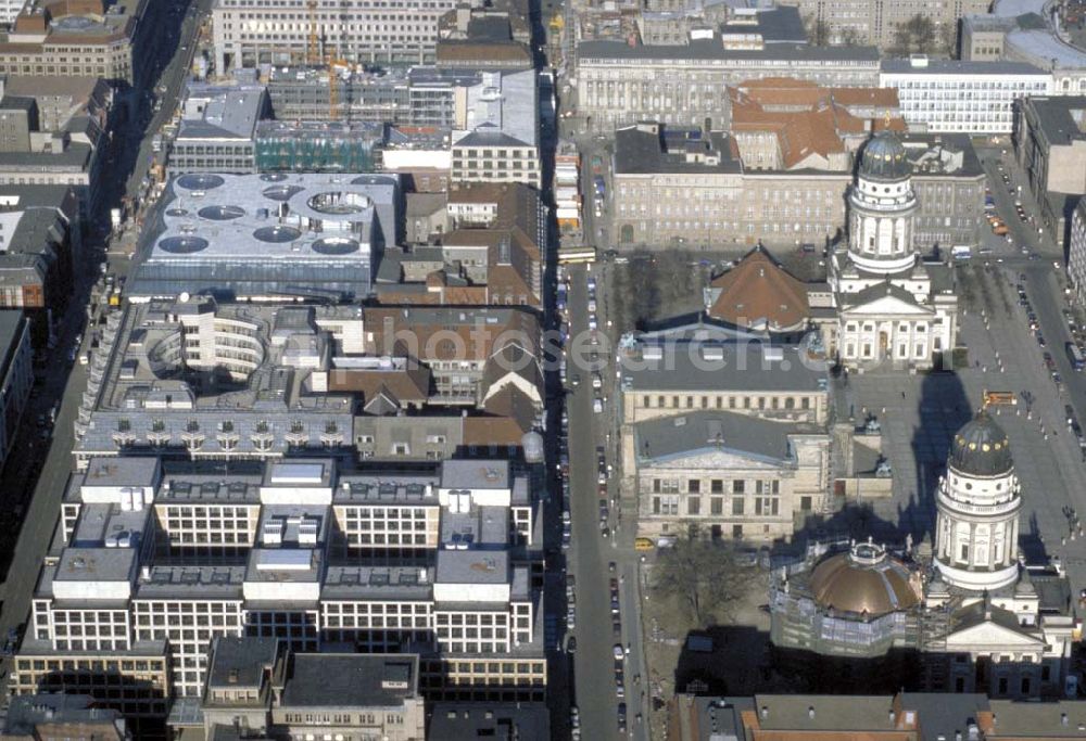 Aerial photograph Berlin - Blick auf den Gendarmenmarkt in Berlin-Mitte. 1995