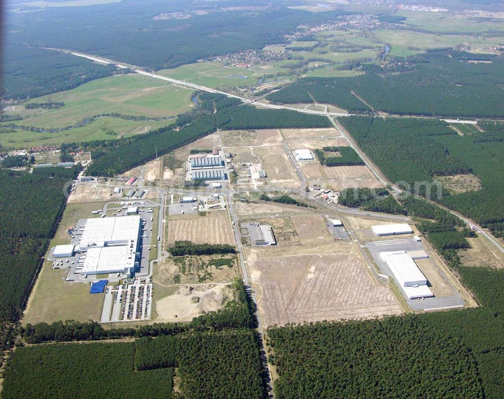 Steinfurth from the bird's eye view: 21.04.2005 Blick auf das Gewerbegebiet Steinfurth an der A10 am östlichen Berliner Ring (Nähe Autobahndreieck Spreeaue) in Brandenburg.