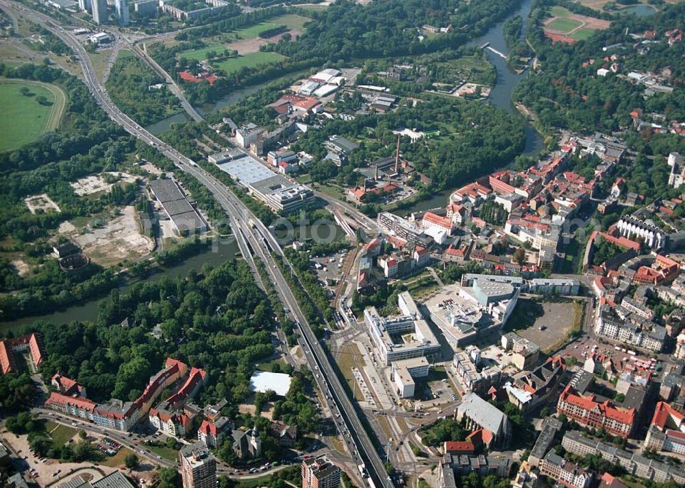 Aerial photograph Halle / Saale / Sachsen - Anhalt - Blick auf Halle Saale an der B80