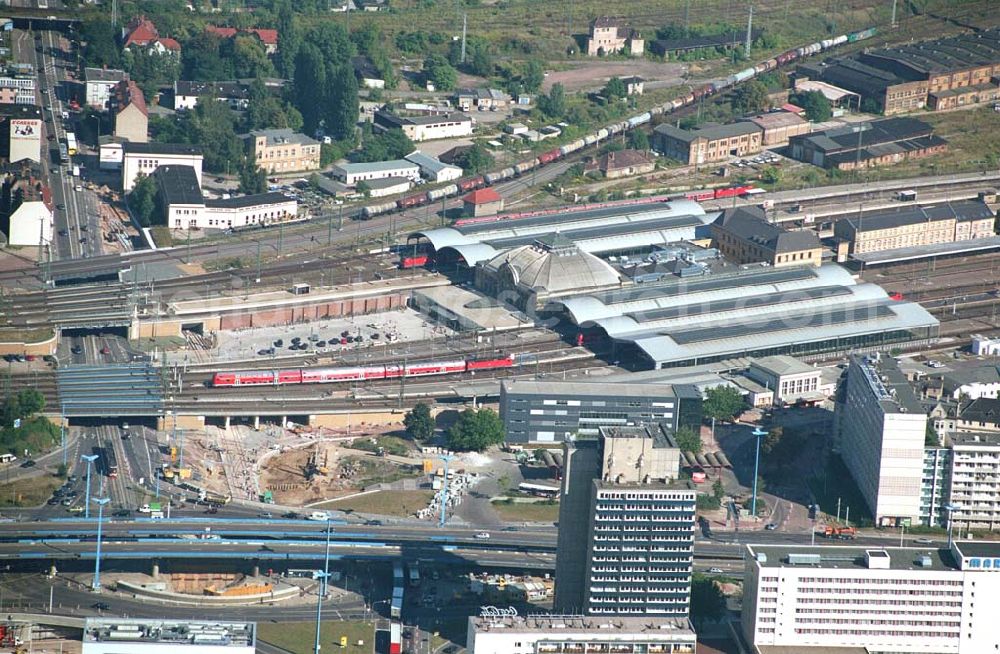 Halle Sachsen-Anhalt) from the bird's eye view: Der Hauptbahnhof im Riebeckviertel wurde für 12,5 Millionen Euro rekonstruiert und umgebaut. ReiseZentrum Halle (Saale); Bahnhofsplatz 1; 06112 Halle