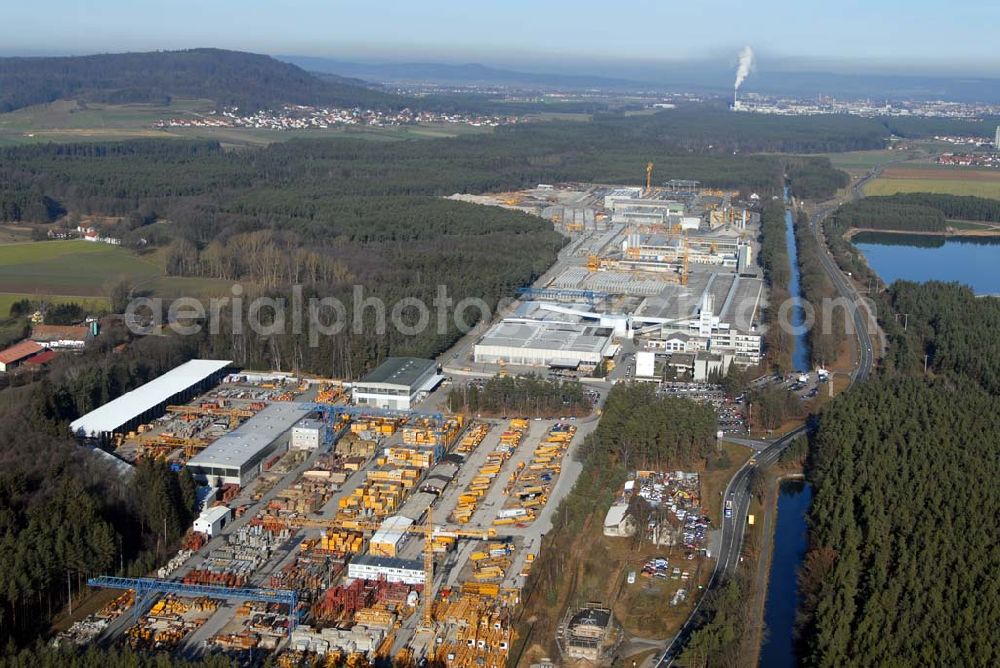 Sengenthal bei Neumarkt Obpf. from the bird's eye view: Blick auf den Hauptsitz der Max Bögl Bauunternehmung GmbH & Co. KG, Max-Bögl-Straße 1, 92369 Sengenthal; Telefon: 09181 909-0,Telefax: 09181 905061, rforchheimer@max-boegl.de