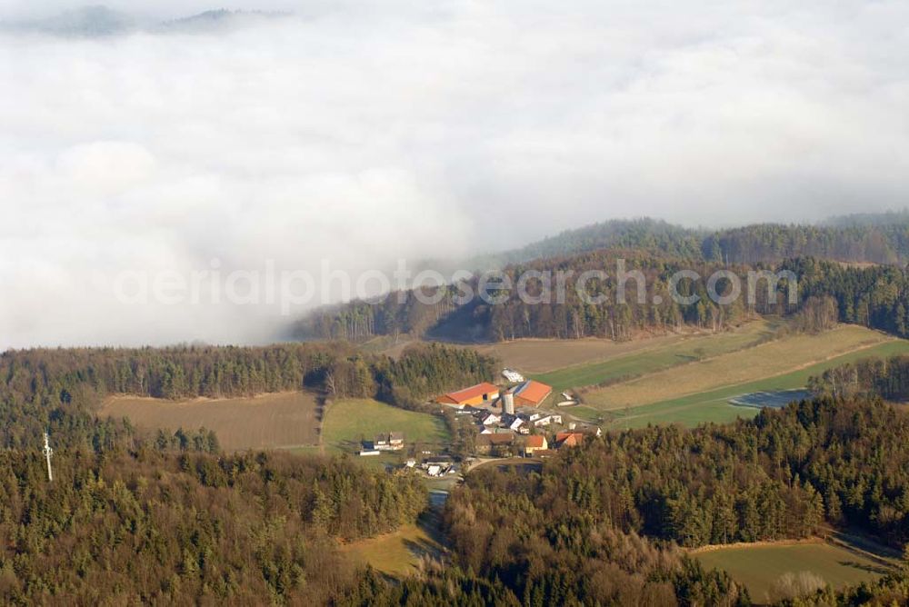 Hartenstein from the bird's eye view: , Blick auf Höflas, einem Ortsteil der Gemeinde Hartenstein. Landwirt: Hans-Walter Gerstacker, Höflas 1, 91235 Hartenstein, Tel: 09152/ 274