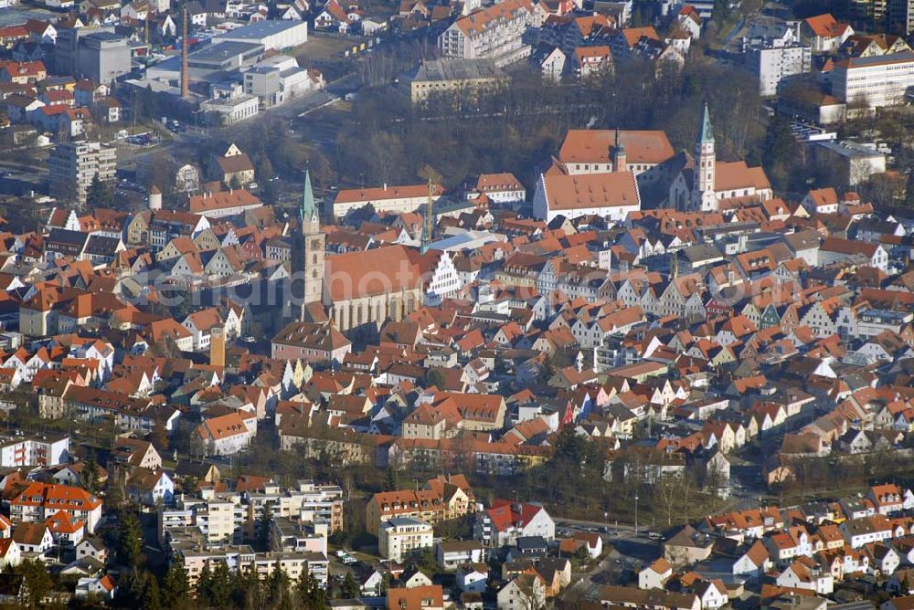 Aerial photograph Neumarkt - , Blick auf den historischen Stadtkern von Neumarkt in der Oberpfalz. Zu sehen sind unter an derem die Pfarrkirche St. Johannes, das Rathaus, der Schuldturm und das Untere Tor. Es ist Teil der Stadtbefestigung aus dem 13. Jahrhundert. Katholisches Pfarramt, Hallertorstraße 24, 92318 Neumarkt, Tel: 09181/ 905956, Fax: 09181/ 220277, E-mail: st.johannes.nm@bistum-eichstaett.de Stadt Neumarkt, Rathausplatz 1, 92318 Neumarkt, Tel: 09181/25 50, Fax: 09181/25 51 95 E-Mail: info@neumarkt.de