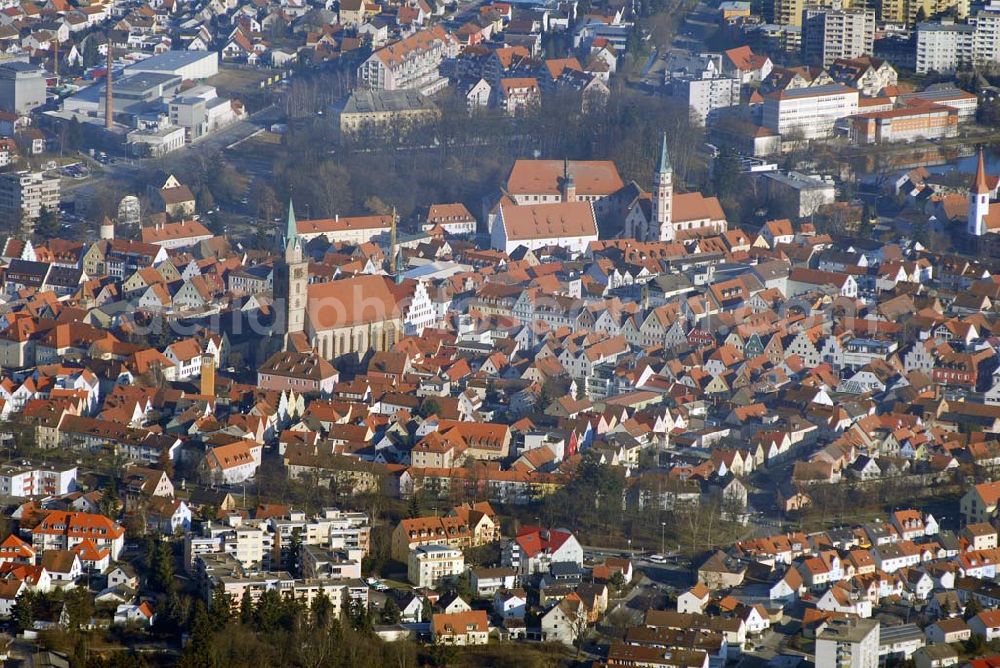 Neumarkt from above - , Blick auf den historischen Stadtkern von Neumarkt in der Oberpfalz. Zu sehen sind unter an derem die Pfarrkirche St. Johannes, das Rathaus, der Schuldturm und das Untere Tor. Es ist Teil der Stadtbefestigung aus dem 13. Jahrhundert. Katholisches Pfarramt, Hallertorstraße 24, 92318 Neumarkt, Tel: 09181/ 905956, Fax: 09181/ 220277, E-mail: st.johannes.nm@bistum-eichstaett.de Stadt Neumarkt, Rathausplatz 1, 92318 Neumarkt, Tel: 09181/25 50, Fax: 09181/25 51 95 E-Mail: info@neumarkt.de