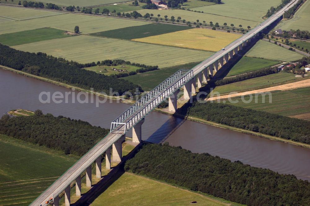 Brunsbüttel from the bird's eye view: Blick auf die Hochbrücke bei Brunsbüttel. Die Hochbrücke Brunsbüttel ist mit 2831 m die längste Brücke über den Nord-Ostsee-Kanal und gehört damit auch zu den längsten Brücken Deutschlands. Das Bauwerk ist Bestandteil der Bundesstraße 5 und liegt östlich von Brunsbüttel.