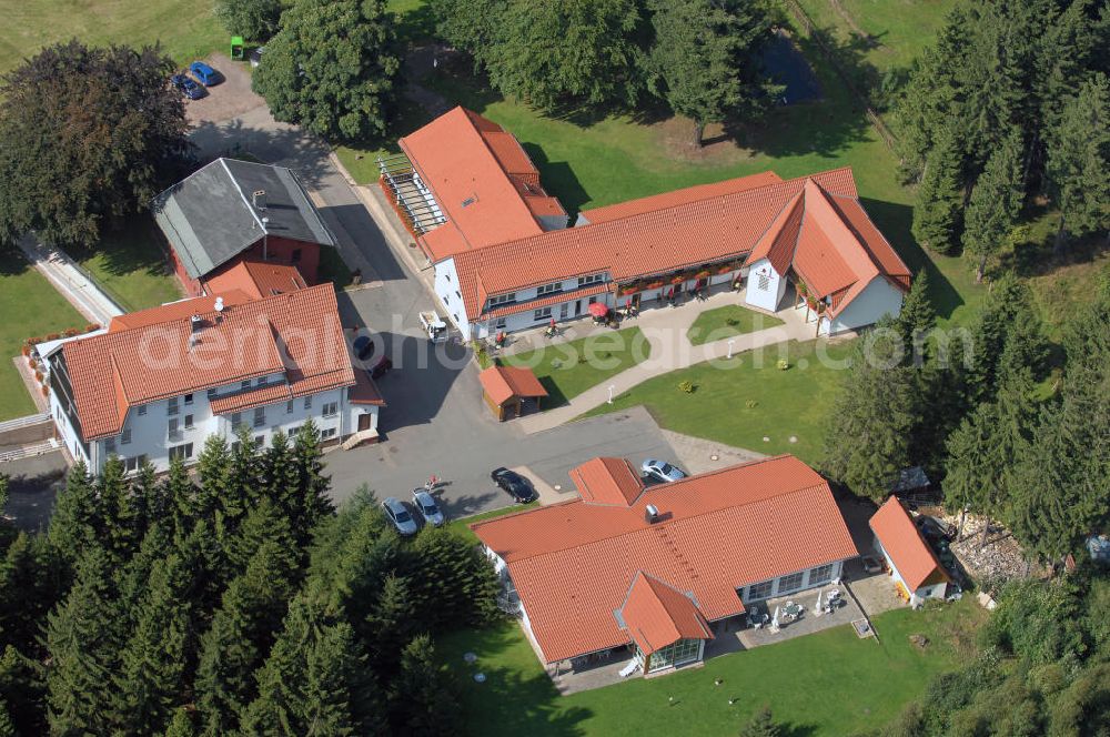 Aerial photograph Friedrichroda - Blick auf ein Hotel und Berggasthof im Thüringer Wald bei Friedrichroda. Das Hotel Tanzbuche liegt auf 720 Metern Höhe und verfügt über ein Hallenbad mit Sauna, Biosauna, Dampfbad und Solarium. Kontakt: Auf dem Höhenberg, 99894 Friedrichroda, Tel. +49 (0)3623 369900, Fax +49 (0)3623 369943