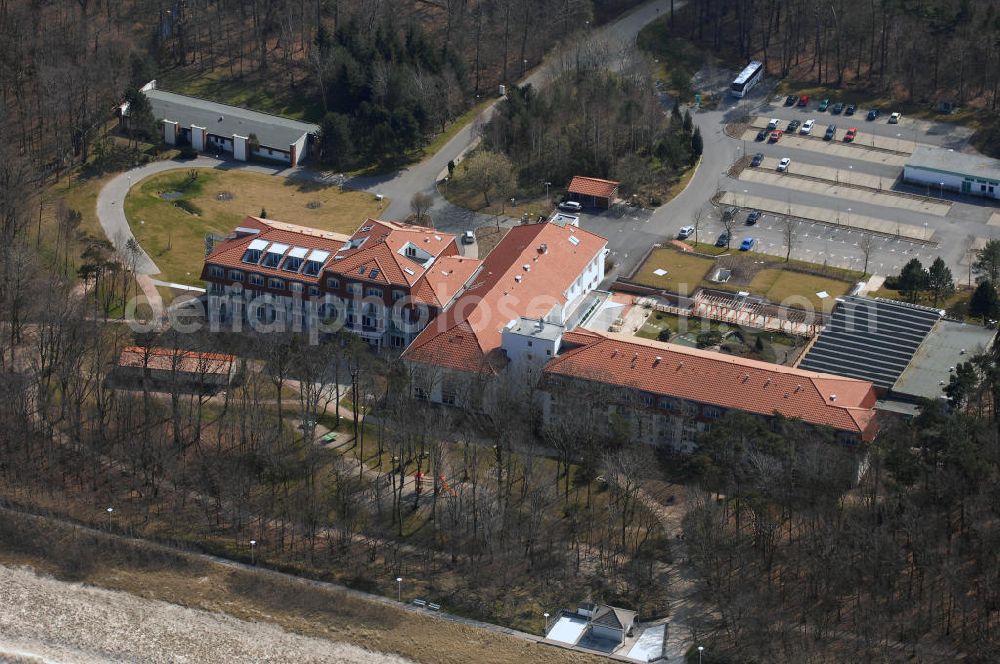 Aerial image Graal-Müritz - 01.04.2008 Graal-Müritz Blick auf das 4-Sterne-IFA Hotel in Graal-Müritz. Es bietet 150 Zimmer und wurde 2006/07 renoviert und umgebaut. Adresse: Waldstraße 1, 18181 Graal-Müritz, Tel. 03 82 06 730, Fax 03 82 06 7 34444, Homepage